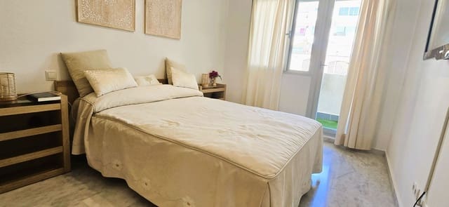 2 soveværelse Lejlighed til salg i Riviera del Sol, Mijas med swimmingpool garage - € 325.000 (Ref: 9971816)