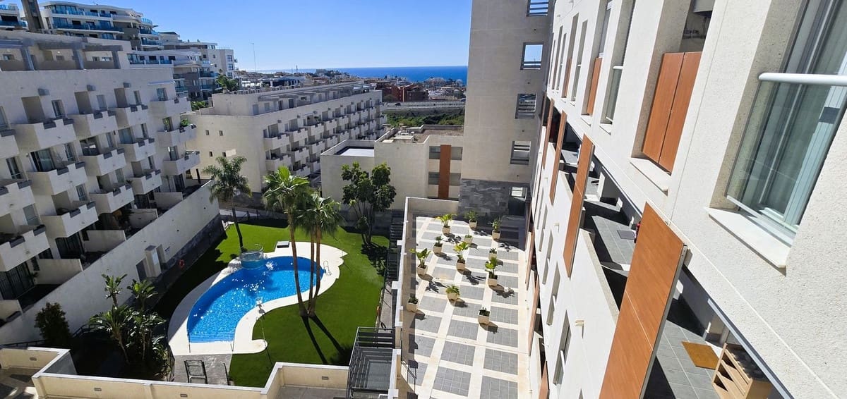 2 bedroom Apartment for sale in Riviera del Sol with pool garage - € 325,000 (Ref: 9971816)
