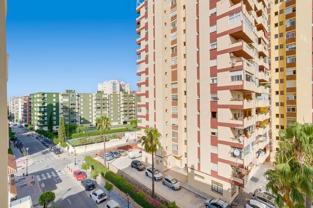 1 bedroom Apartment for sale in Los Boliches , Fuengirola with pool - € 286,000 (Ref: 9971817)