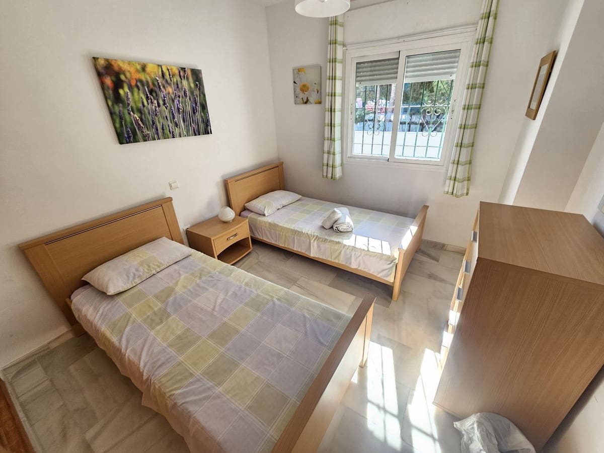 2 soverom Leilighet til salgs i Miraflores med svømmebasseng - € 315 000 (Ref: 9971818)