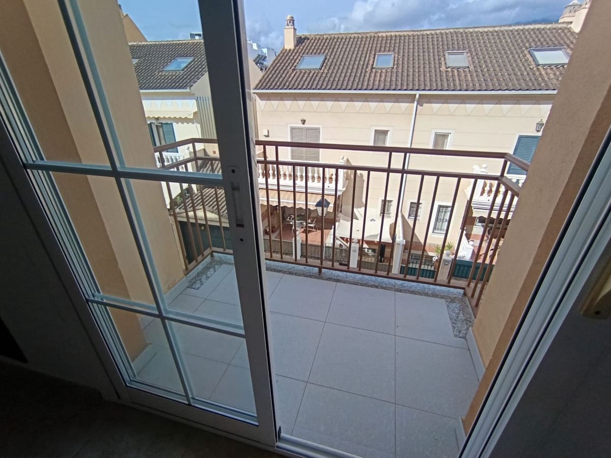 2 chambre Appartement à vendre à Fuengirola - 320 000 € (Ref: 9971820)