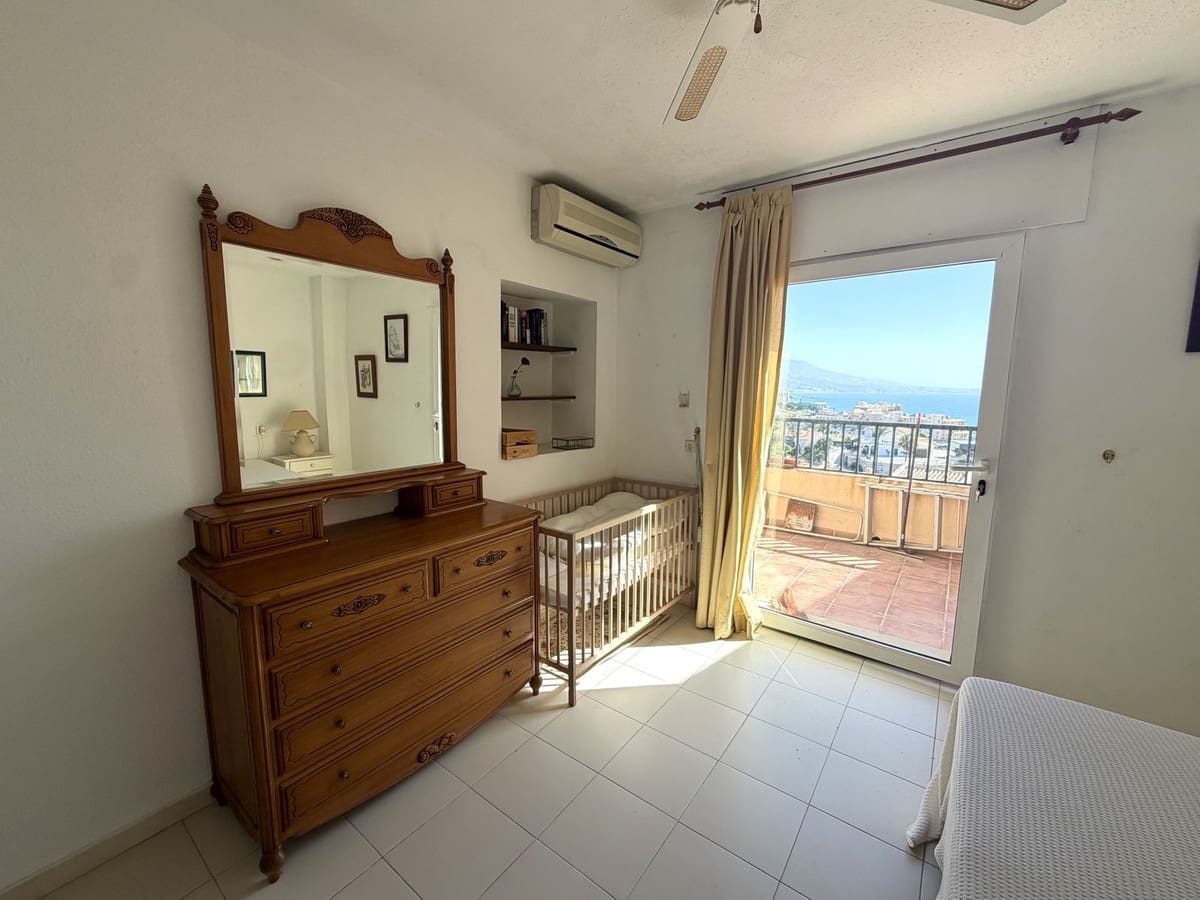2 bedroom Townhouse for sale in Mijas Costa with pool - € 369,000 (Ref: 9971825)