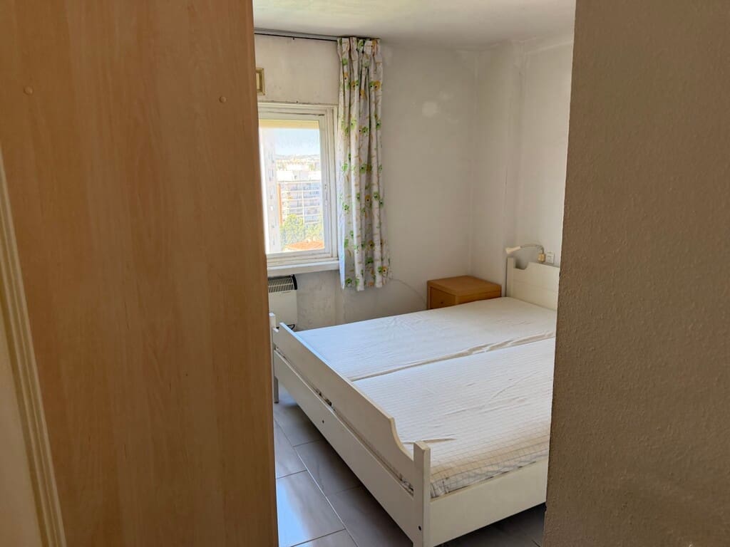 3 bedroom Apartment for sale in Fuengirola with pool - € 299,000 (Ref: 9971826)