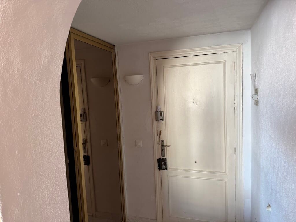 3 bedroom Apartment for sale in Fuengirola with pool - € 299,000 (Ref: 9971826)