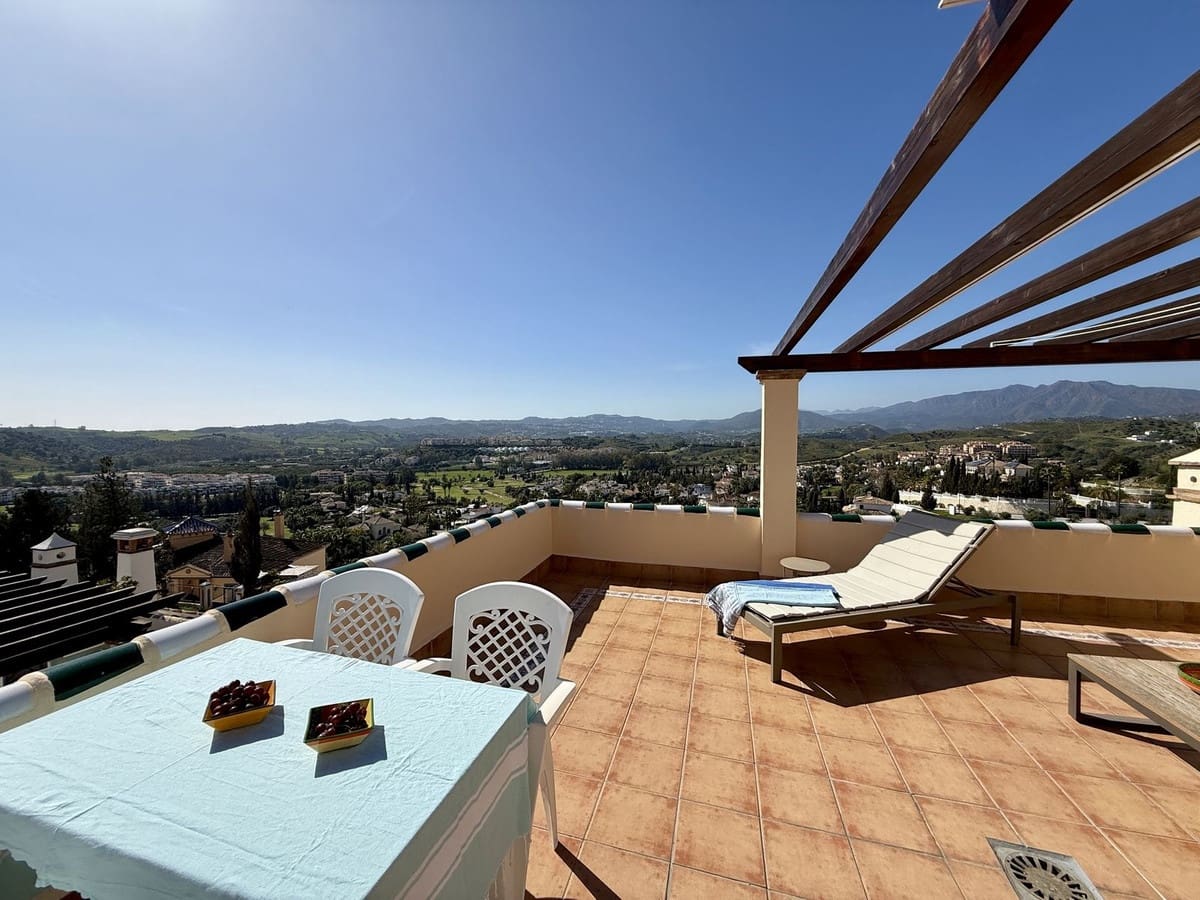 2 bedroom Townhouse for sale in Mijas Golf with pool - € 365,000 (Ref: 9971828)