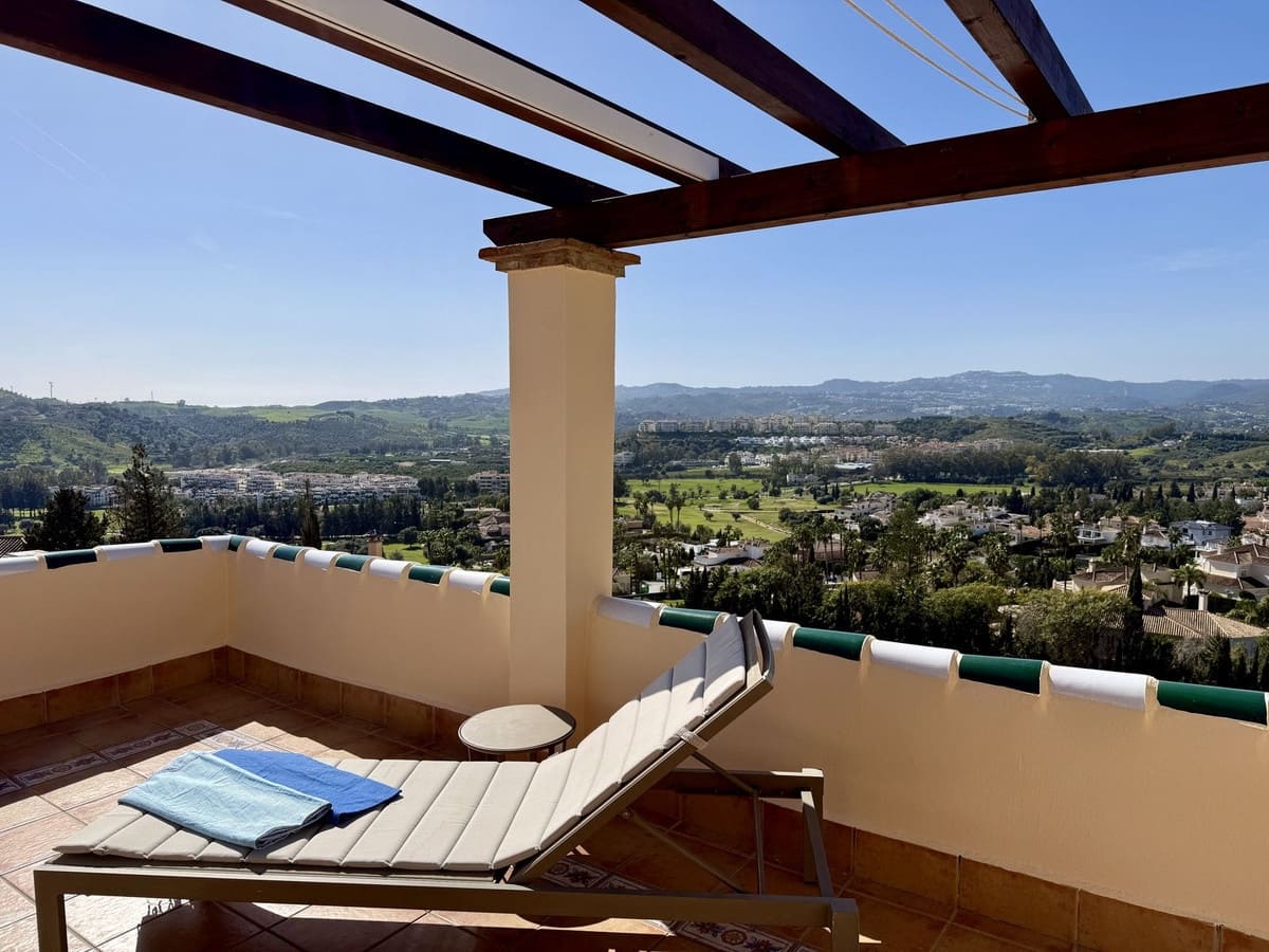 2 bedroom Townhouse for sale in Mijas Golf with pool - € 365,000 (Ref: 9971828)