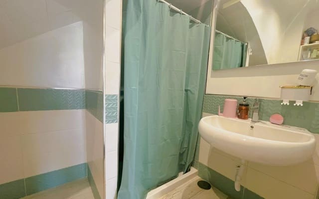 3 soveværelse Byhus til salg i Estepona med swimmingpool - € 320.000 (Ref: 9971829)