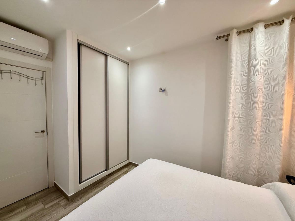 2 soveværelse Lejlighed til salg i Fuengirola - € 329.000 (Ref: 9971830)