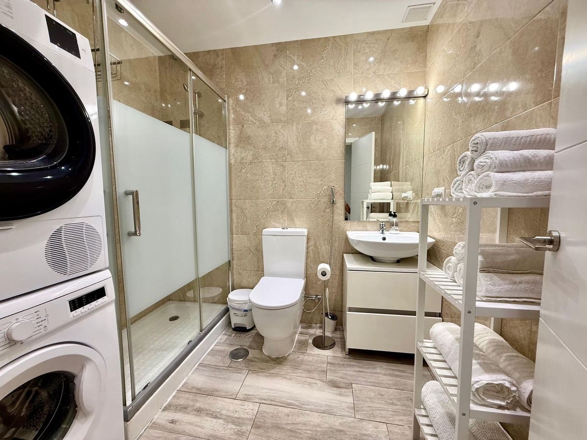 2 soveværelse Lejlighed til salg i Fuengirola - € 329.000 (Ref: 9971830)