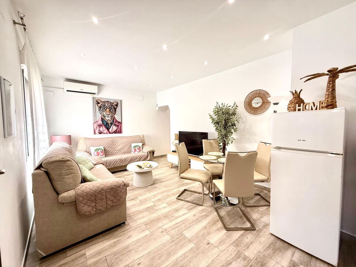 2 soveværelse Lejlighed til salg i Fuengirola - € 329.000 (Ref: 9971830)