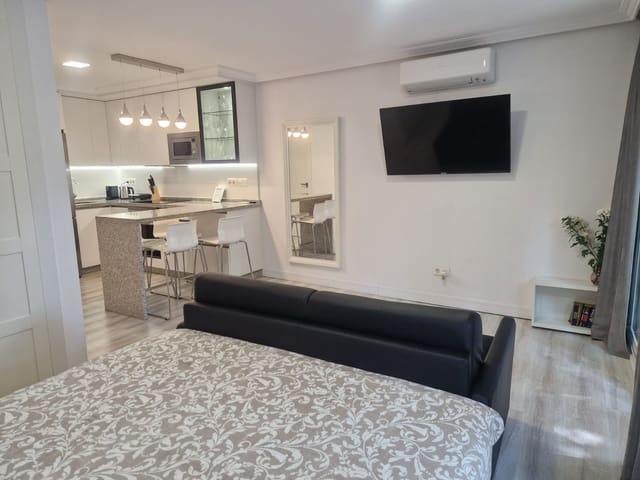 1 soverom Leilighet til salgs i Elviria, Marbella med svømmebasseng - € 320 000 (Ref: 9971833)