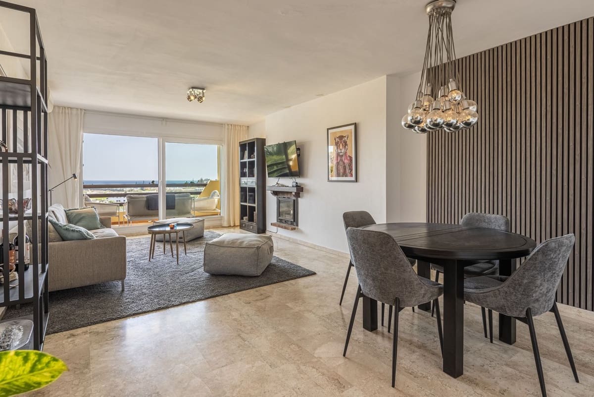 2 soverom Leilighet til salgs i New Golden Mile med svømmebasseng - € 375 000 (Ref: 9971836)