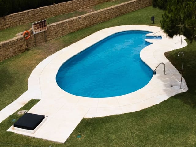 2 soveværelse Lejlighed til salg i Riviera del Sol, Mijas med swimmingpool - € 275.000 (Ref: 9971839)