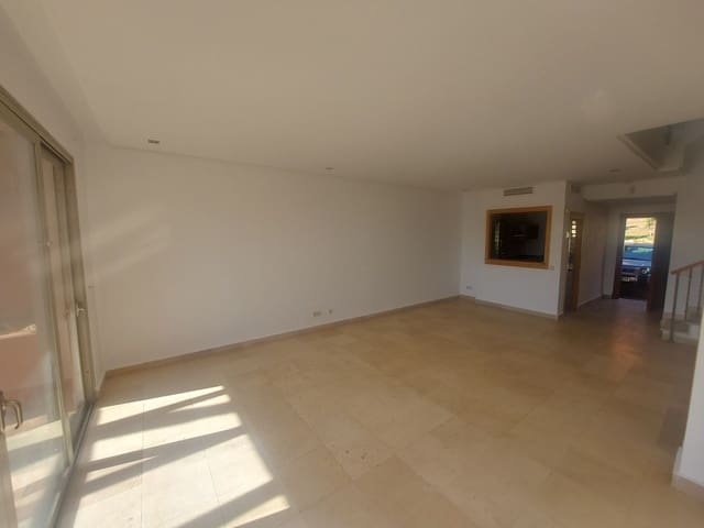 3 sypialnia Dom na sprzedaż w Manilva z basenem - 350 000 € (Ref: 9971843)
