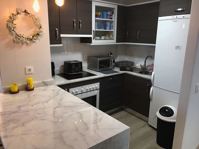 Apartamento de 3 habitaciones en Punta de la Chullera, Manilva en venta con piscina - 265.000 € (Ref: 9971844)