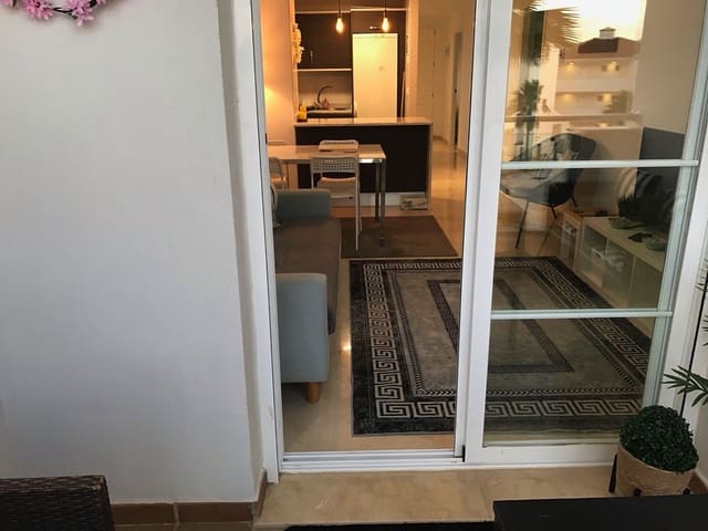 Apartamento de 3 habitaciones en Punta de la Chullera, Manilva en venta con piscina - 265.000 € (Ref: 9971844)