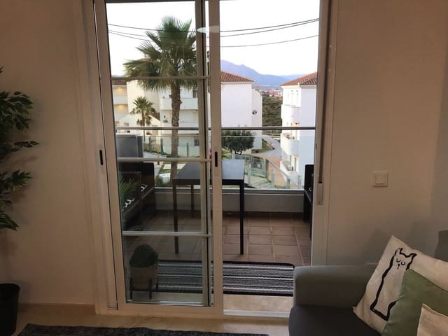 Apartamento de 3 habitaciones en Punta de la Chullera, Manilva en venta con piscina - 265.000 € (Ref: 9971844)