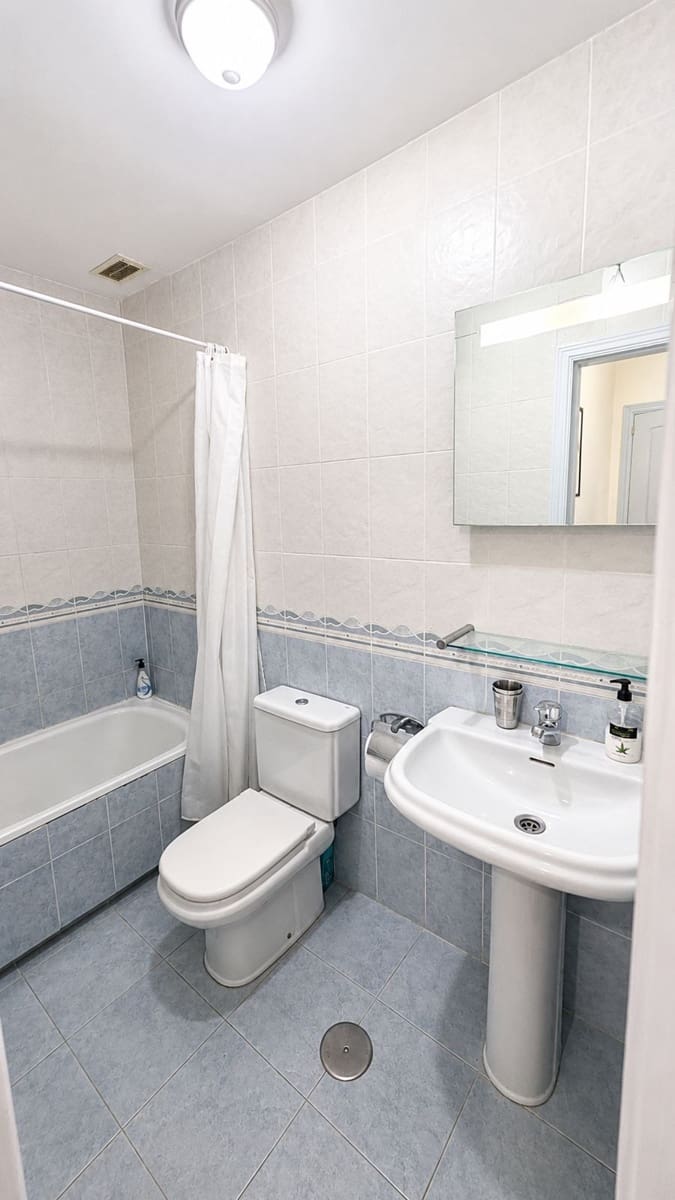 Apartamento de 2 habitaciones en Atalaya-Isdabe en venta con piscina garaje - 320.000 € (Ref: 9971848)