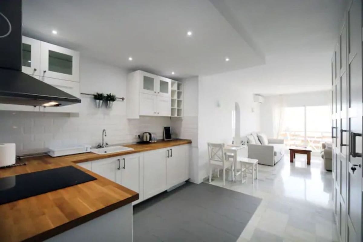 1 camera da letto Appartamento in vendita in Estepona con piscina - 285.000 € (Rif: 9971849)