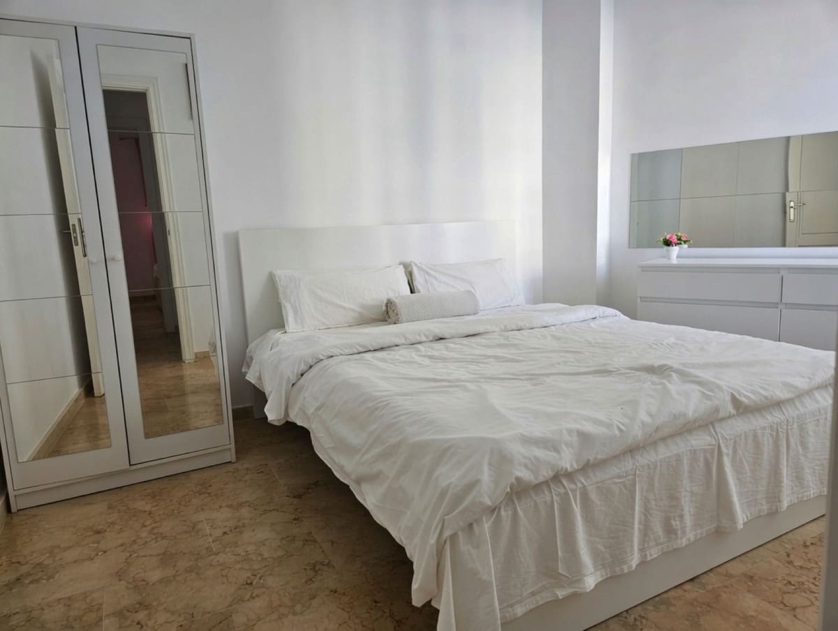 Apartamento de 2 habitaciones en Punta de la Chullera en venta con piscina - 225.000 € (Ref: 9971851)
