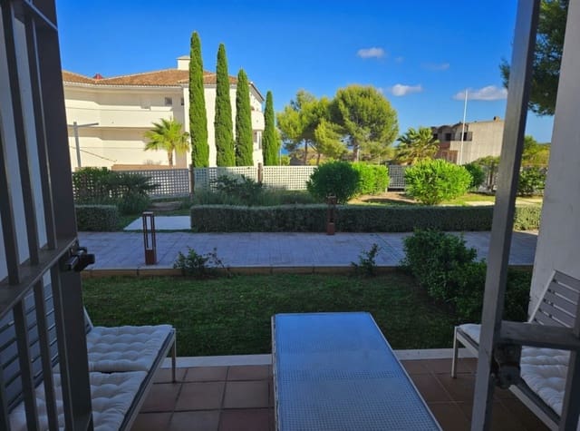 Apartamento de 2 habitaciones en Punta de la Chullera, Manilva en venta con piscina - 225.000 € (Ref: 9971851)