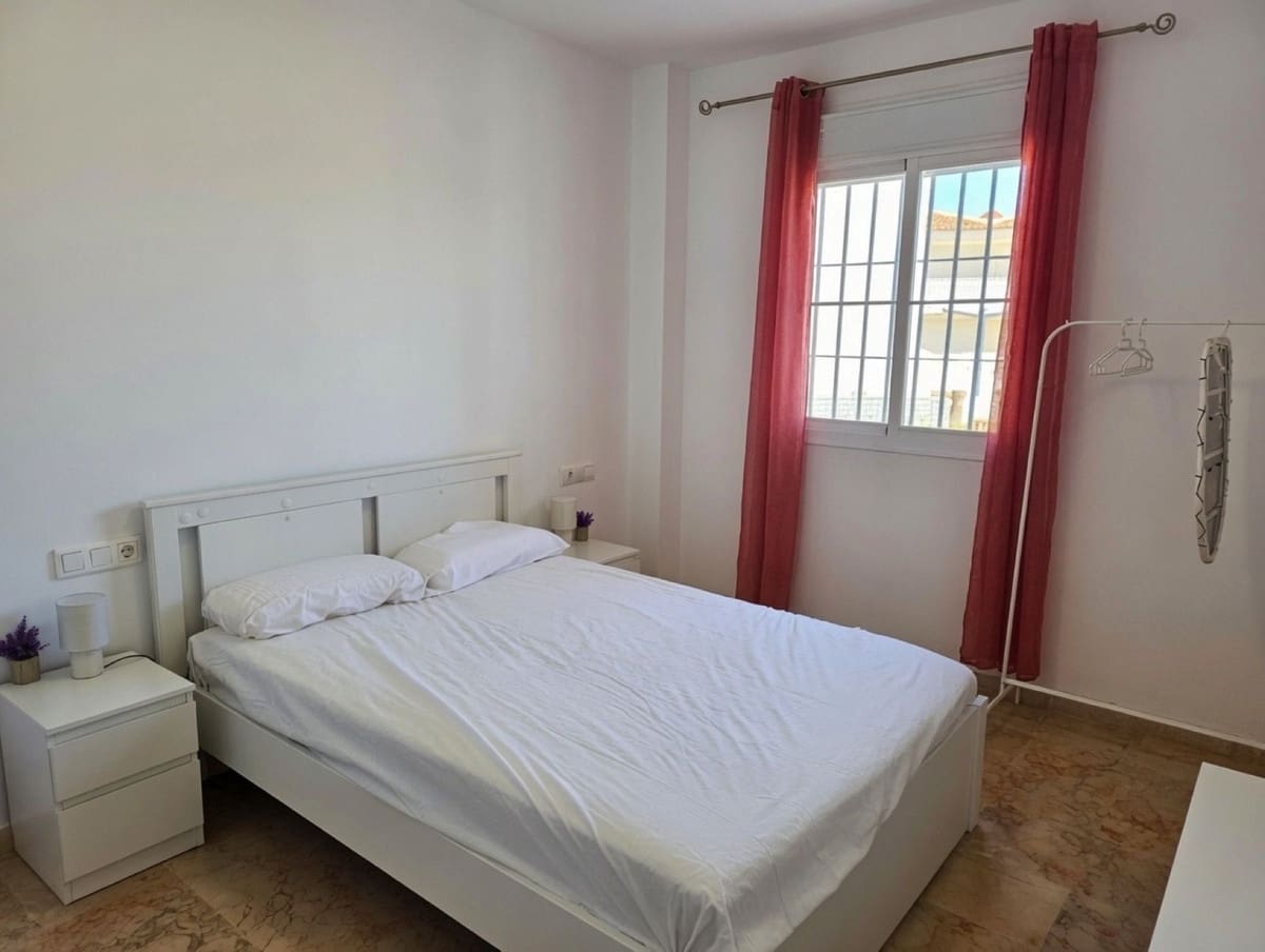 Apartamento de 2 habitaciones en Punta de la Chullera en venta con piscina - 225.000 € (Ref: 9971851)