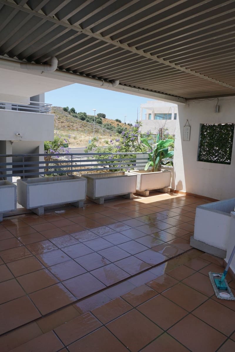 2 soveværelse Lejlighed til salg i La Cala de Mijas med swimmingpool - € 315.000 (Ref: 9971868)