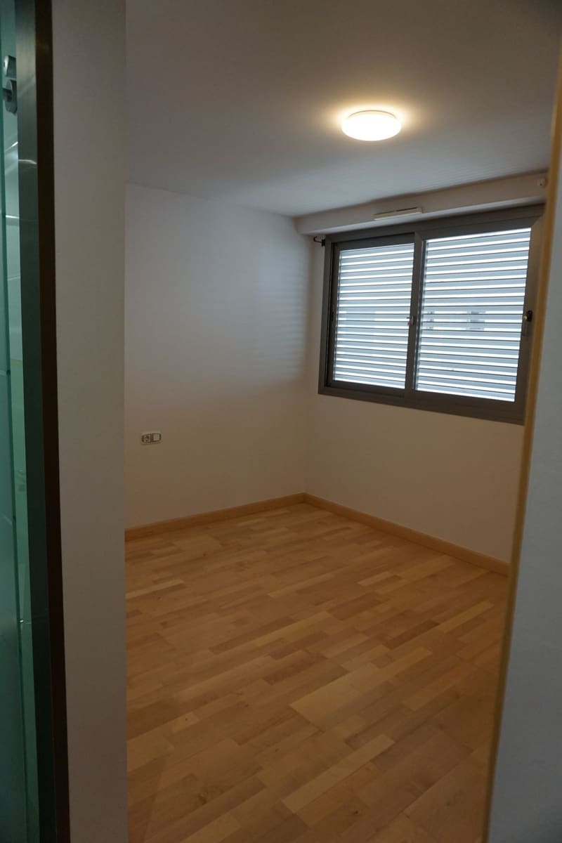 2 soveværelse Lejlighed til salg i La Cala de Mijas med swimmingpool - € 315.000 (Ref: 9971868)