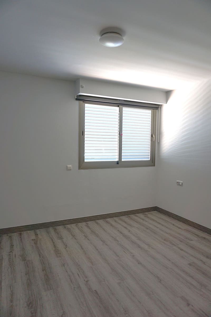 2 soveværelse Lejlighed til salg i La Cala de Mijas med swimmingpool - € 315.000 (Ref: 9971868)