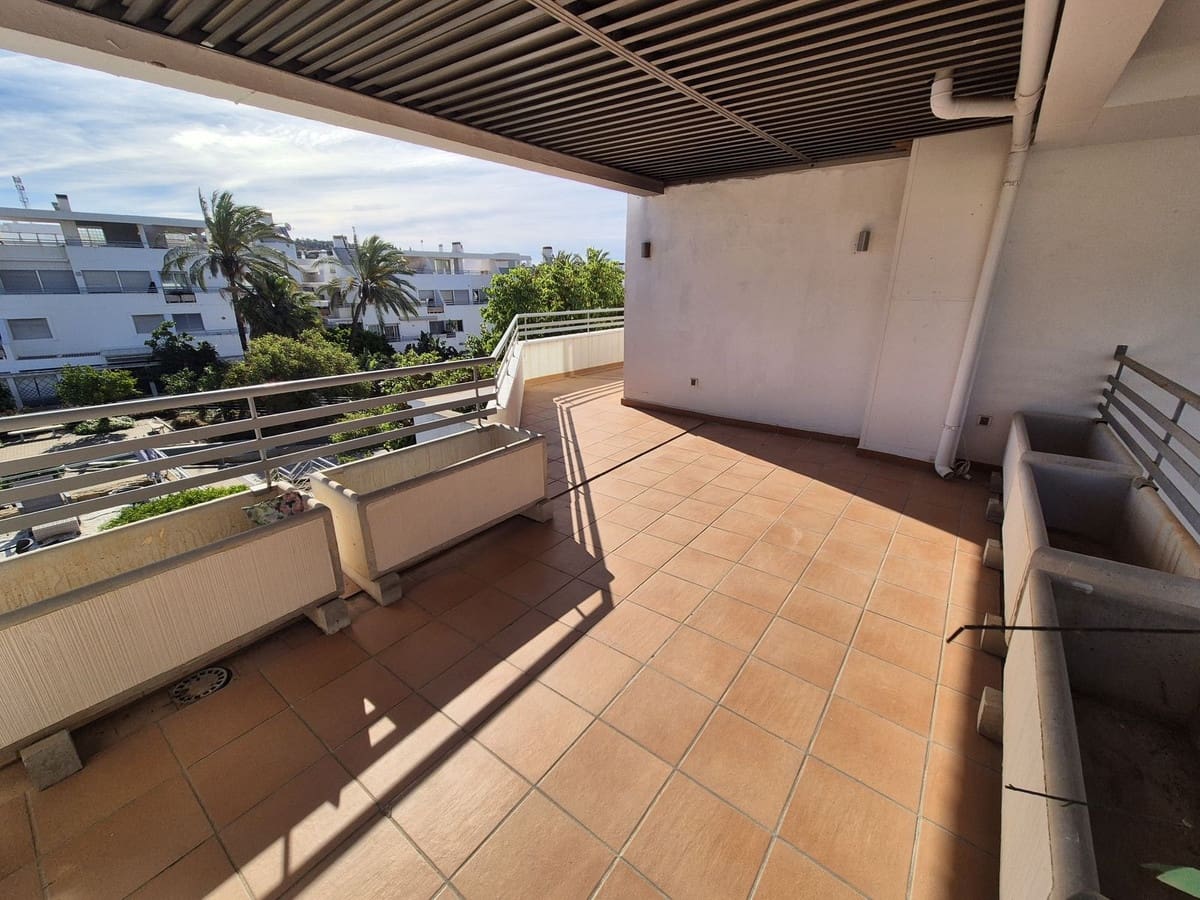 2 soveværelse Lejlighed til salg i La Cala de Mijas med swimmingpool - € 315.000 (Ref: 9971868)