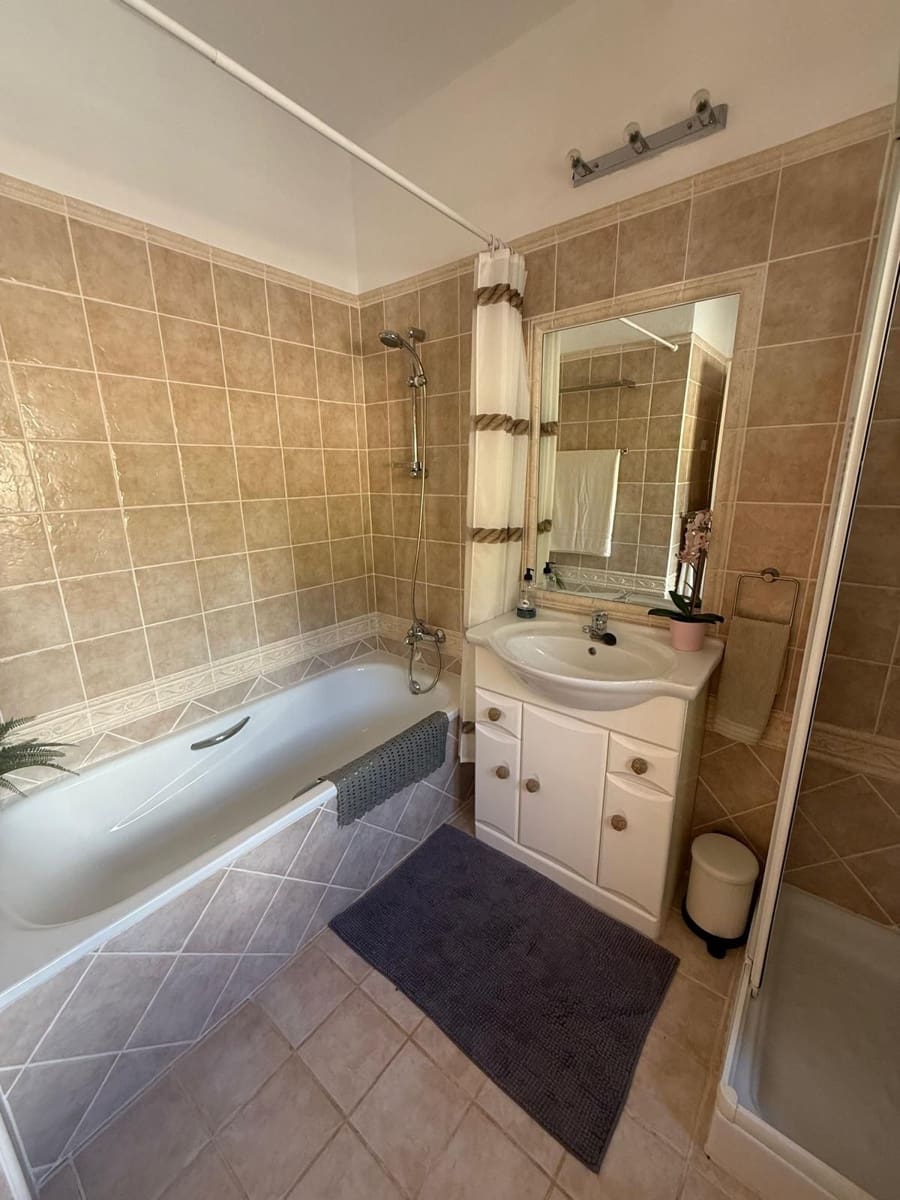 2 chambre Maison de Ville à vendre à Valtocado avec piscine - 340 000 € (Ref: 9971869)