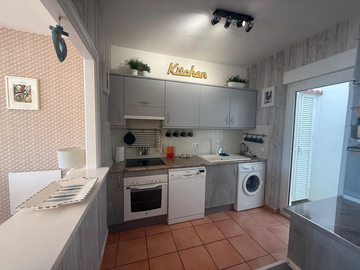 2 chambre Maison de Ville à vendre à Valtocado avec piscine - 340 000 € (Ref: 9971869)