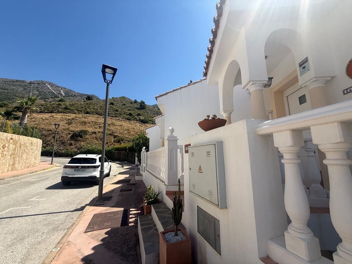 2 chambre Maison de Ville à vendre à Valtocado avec piscine - 340 000 € (Ref: 9971869)