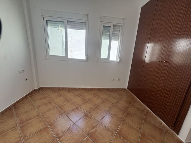 1 Zimmer Apartment zu verkaufen in Estepona - 250.000 € (Ref: 9971871)