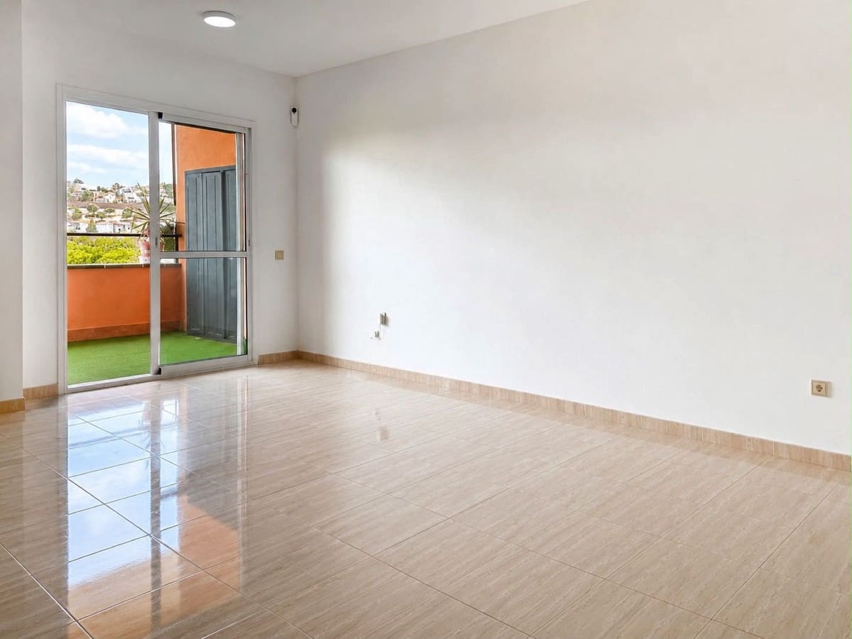 1 bedroom Apartment for sale in San Luis de Sabinillas with pool garage - € 240,000 (Ref: 9971872)