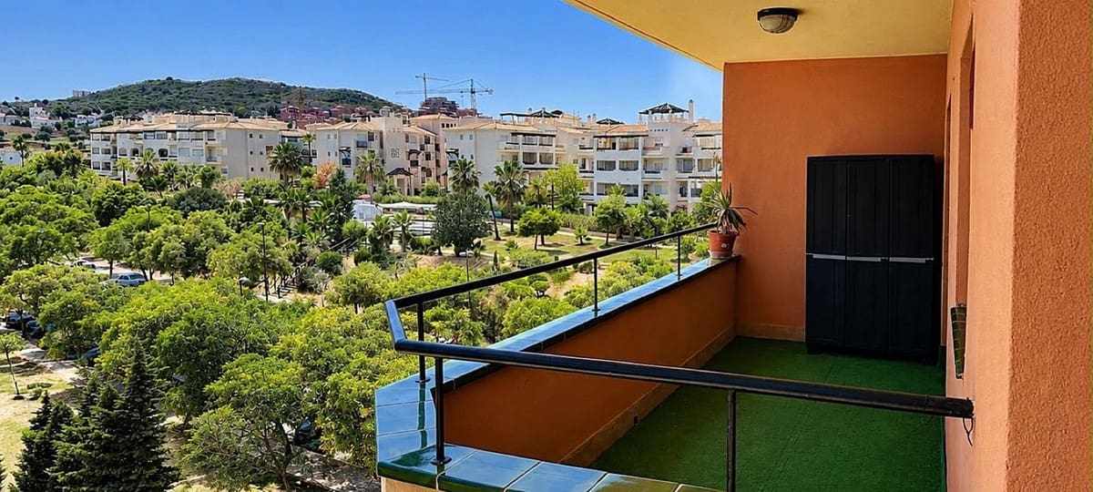 1 bedroom Apartment for sale in San Luis de Sabinillas with pool garage - € 240,000 (Ref: 9971872)