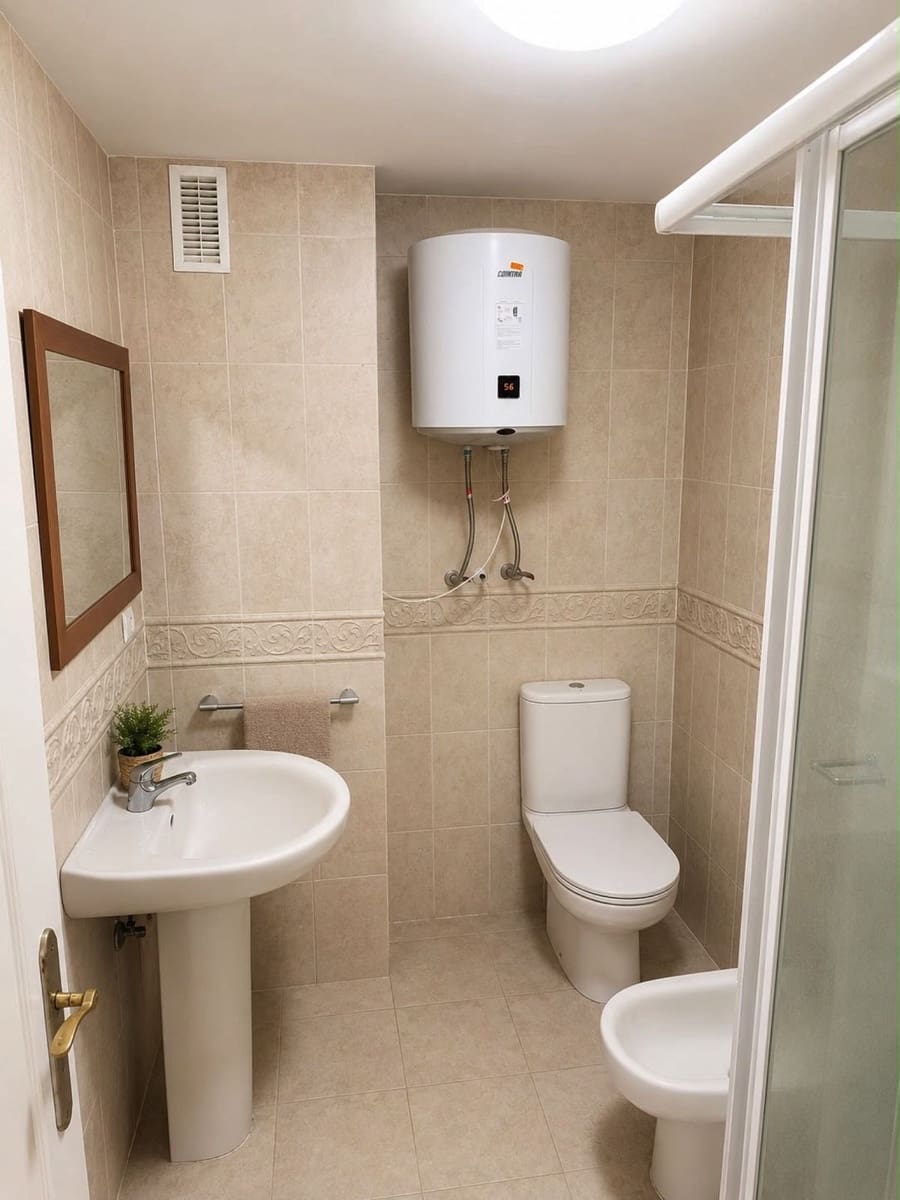 1 bedroom Apartment for sale in San Luis de Sabinillas with pool garage - € 240,000 (Ref: 9971872)
