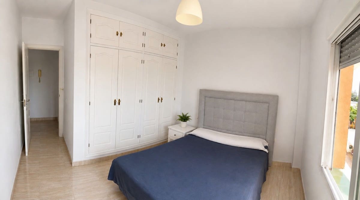 1 bedroom Apartment for sale in San Luis de Sabinillas with pool garage - € 240,000 (Ref: 9971872)