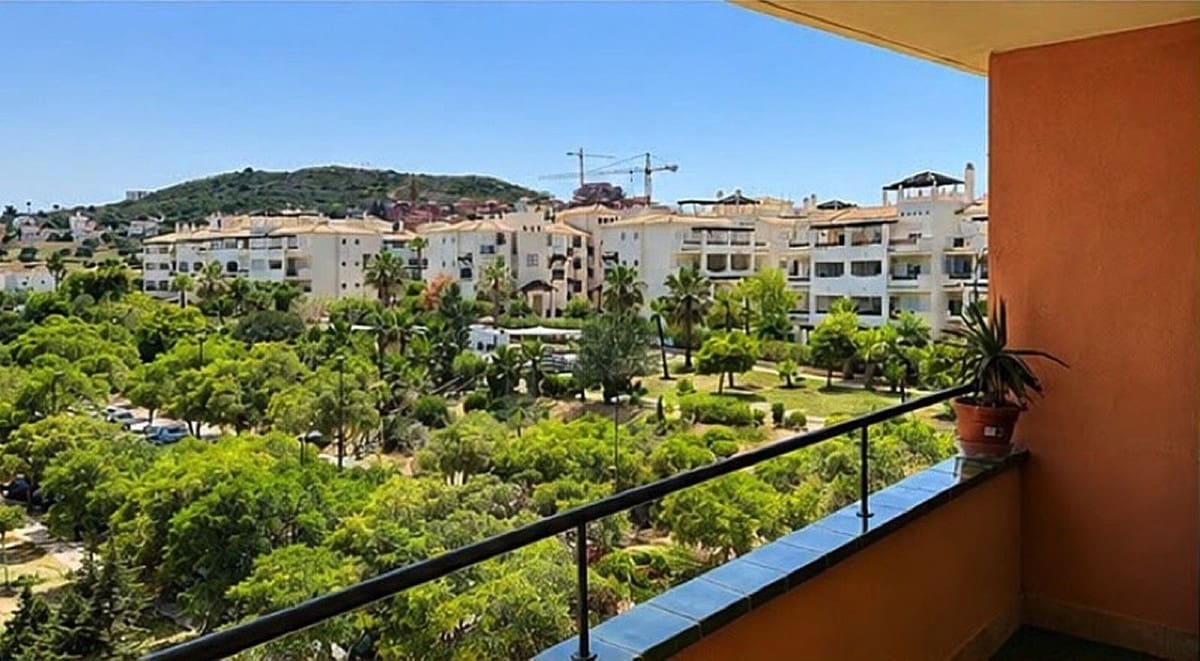1 bedroom Apartment for sale in San Luis de Sabinillas with pool garage - € 240,000 (Ref: 9971872)