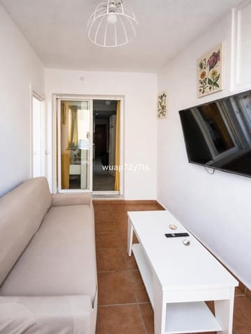 3 makuuhuone Huoneisto myytävänä paikassa Fuengirola mukana uima-altaan - 274 900 € (Ref: 9971873)