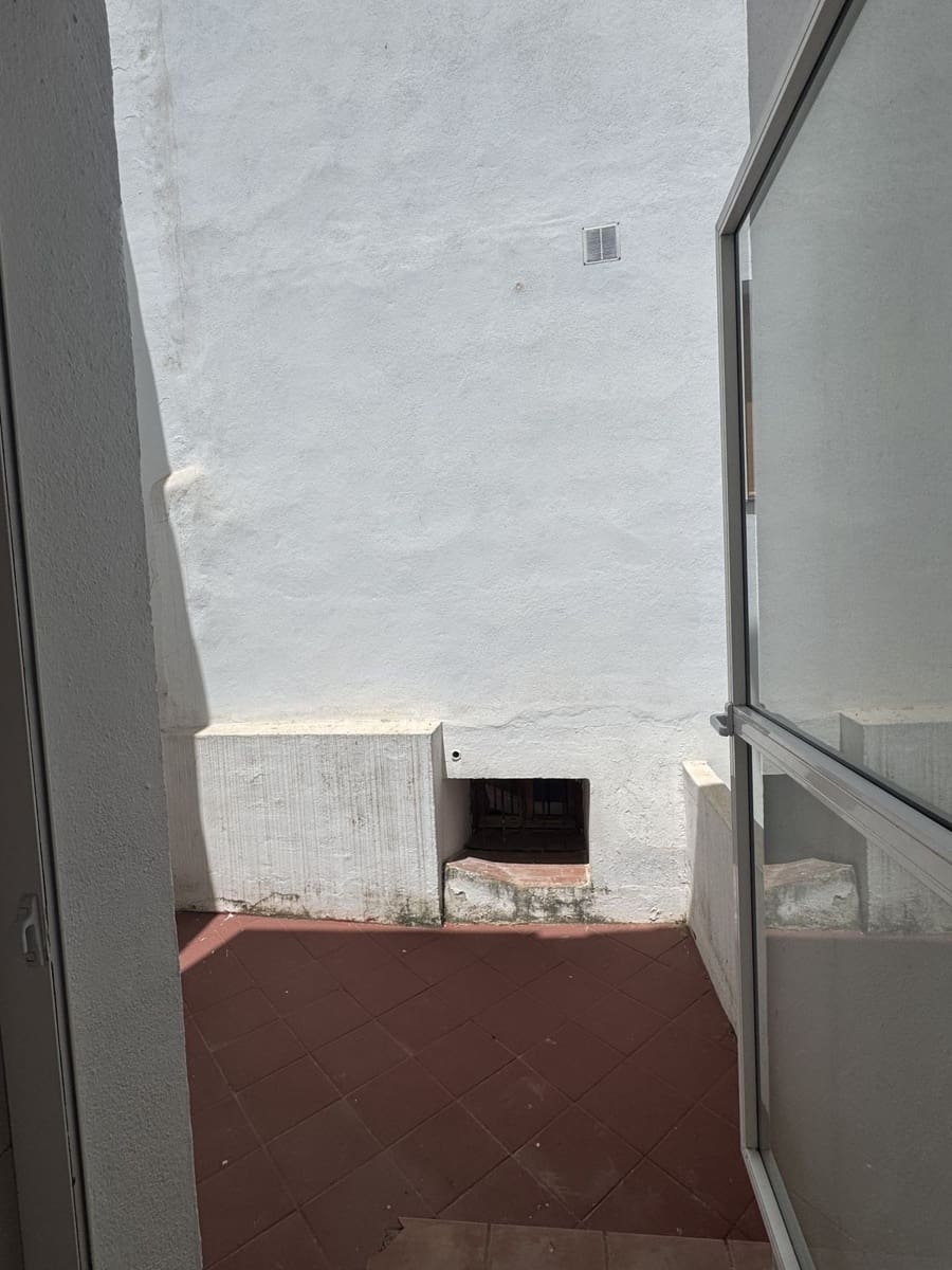 2 slaapkamer Appartement te koop in Estepona - € 292.000 (Ref: 9971875)