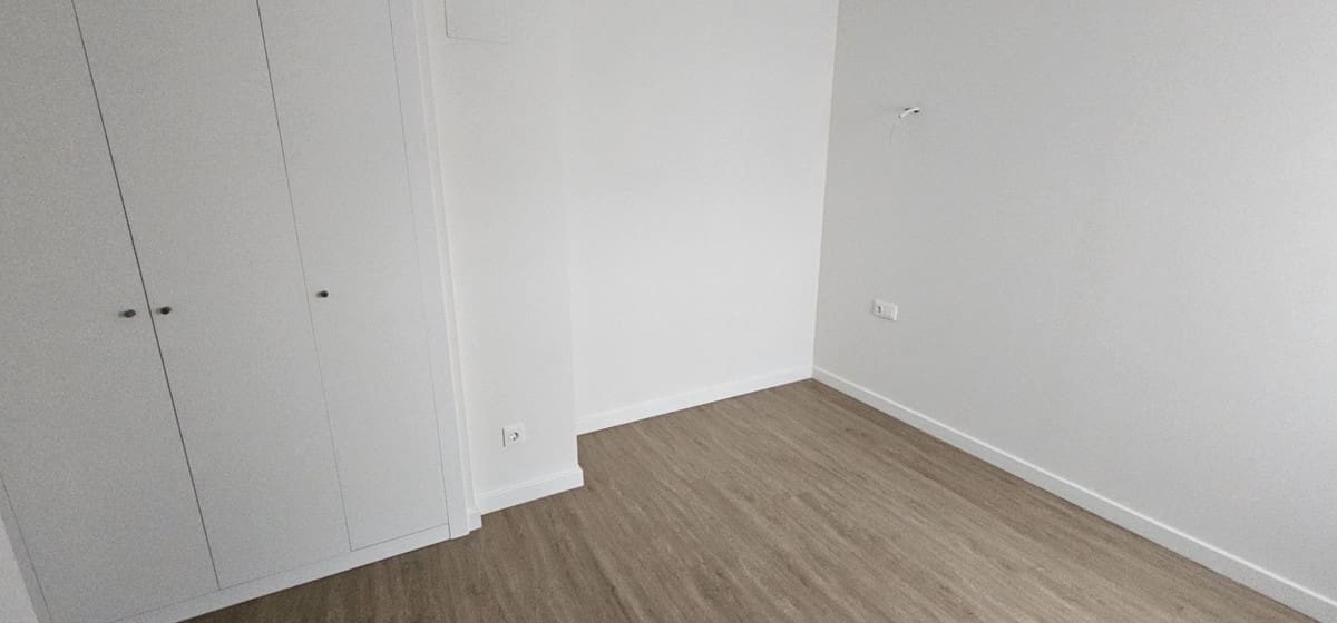2 soverom Leilighet til salgs i Fuengirola med svømmebasseng garasje - € 295 000 (Ref: 9971879)