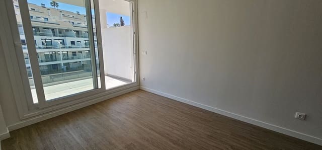 2 soverom Leilighet til salgs i Torreblanca, Fuengirola med svømmebasseng garasje - € 295 000 (Ref: 9971879)