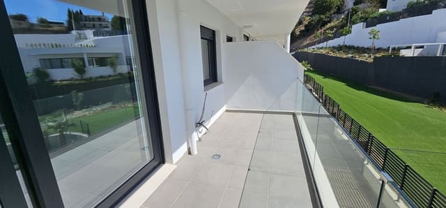 2 soverom Leilighet til salgs i Torreblanca, Fuengirola med svømmebasseng garasje - € 295 000 (Ref: 9971879)