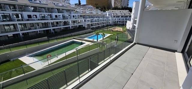 2 soverom Leilighet til salgs i Torreblanca, Fuengirola med svømmebasseng garasje - € 295 000 (Ref: 9971879)