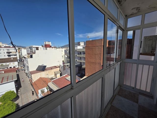 3 chambre Appartement à vendre à Zona Puerto Deportivo, Fuengirola - 239 000 € (Ref: 9971880)