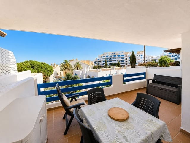 2 soverom Leilighet til salgs i Manilva med svømmebasseng garasje - € 330 000 (Ref: 9971881)