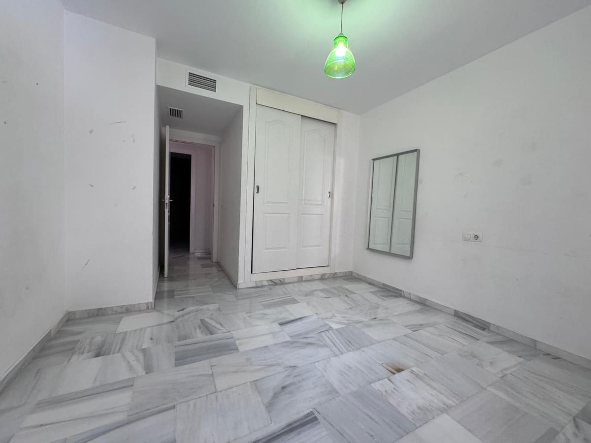2 soveværelse Lejlighed til salg i Las Lagunas de Mijas med swimmingpool - € 322.000 (Ref: 9971884)