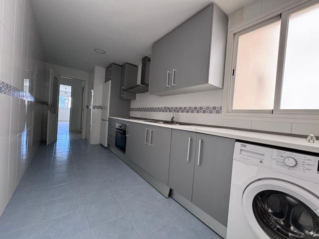 2 soveværelse Lejlighed til salg i Las Lagunas de Mijas, Mijas med swimmingpool - € 322.000 (Ref: 9971884)
