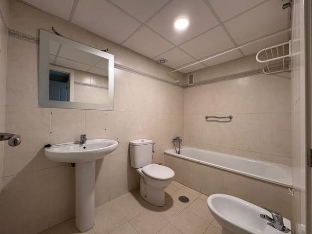 2 soveværelse Lejlighed til salg i Las Lagunas de Mijas, Mijas med swimmingpool - € 322.000 (Ref: 9971884)